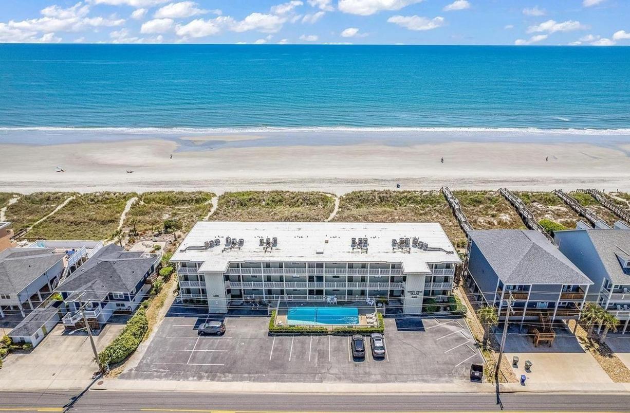 Beautiful Beachfront-Oceanfront First Floor 2Br 2Ba Condo In Cherry Grove, North Myrtle Beach! Renovated With A Fully Equipped Kitchen, 3 Separate Beds, Pool, Private Patio & Steps To The Sand! מראה חיצוני תמונה